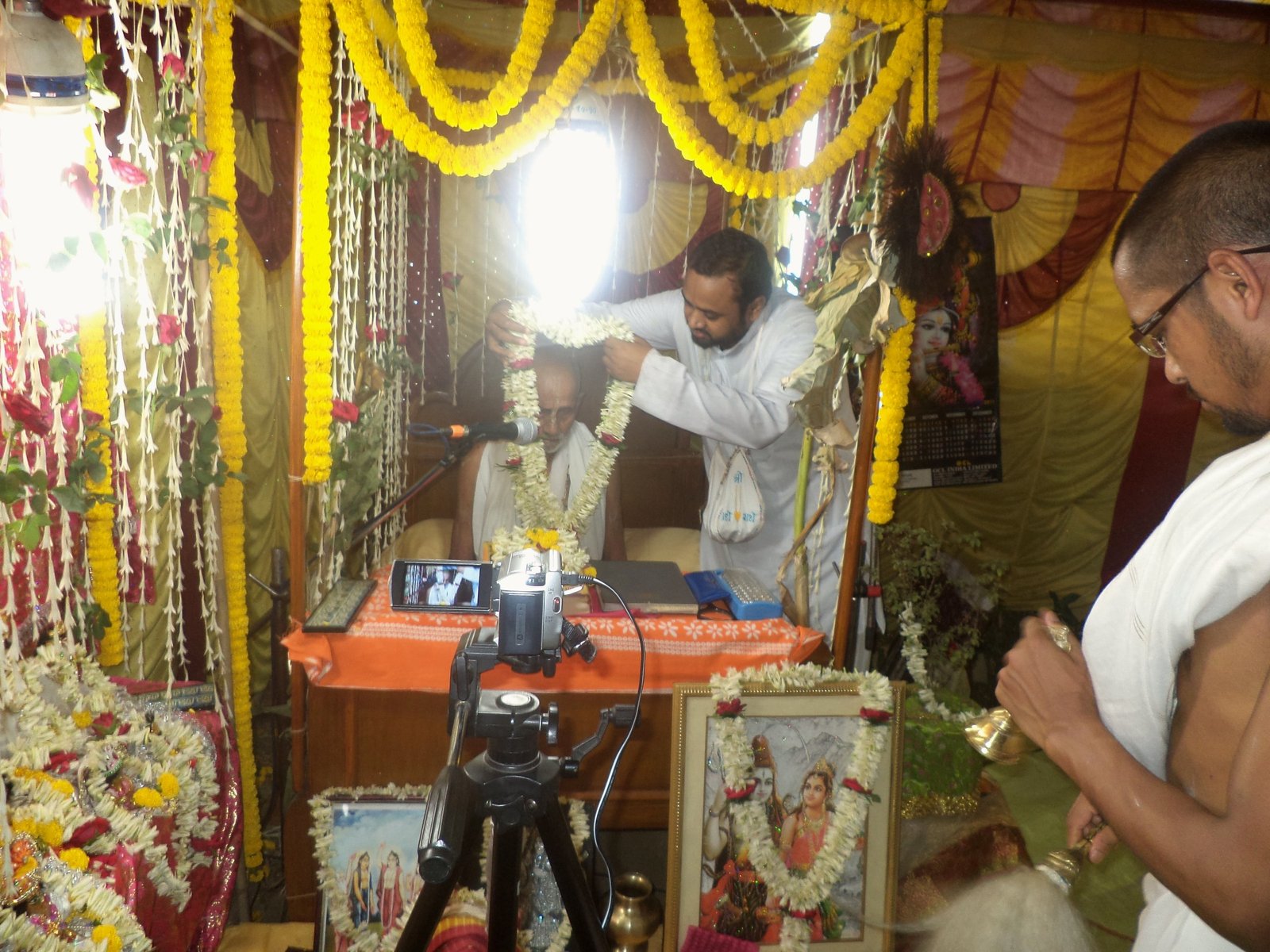 16 preaching program with gurudeva in asansol 2012.05.19 06.01  1